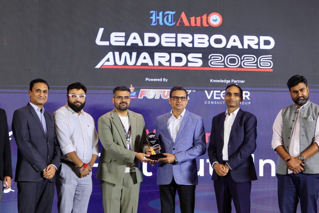 Lễ trao giải HT Auto Leaderboard Awards 2026 tại New Delhi, nơi VinFast được vinh danh Nhà sản xuất xe điện của năm